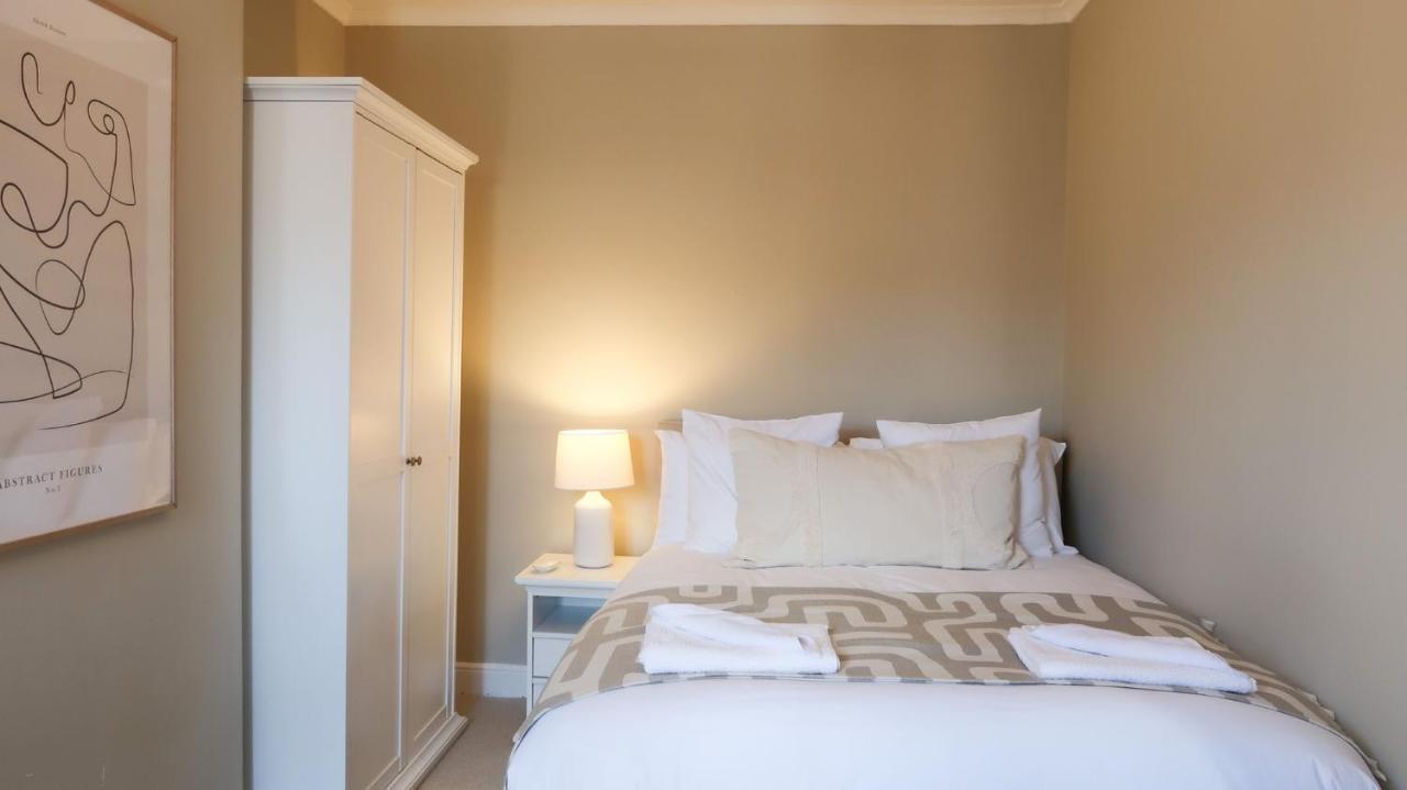 Luxury Living Outside The City Walls - Sleeps Six! Chester Ngoại thất bức ảnh