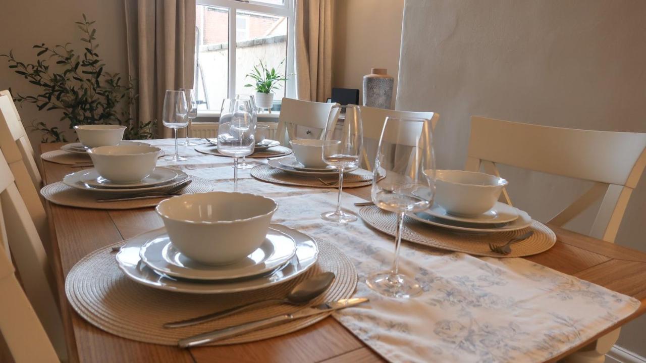 Luxury Living Outside The City Walls - Sleeps Six! Chester Ngoại thất bức ảnh