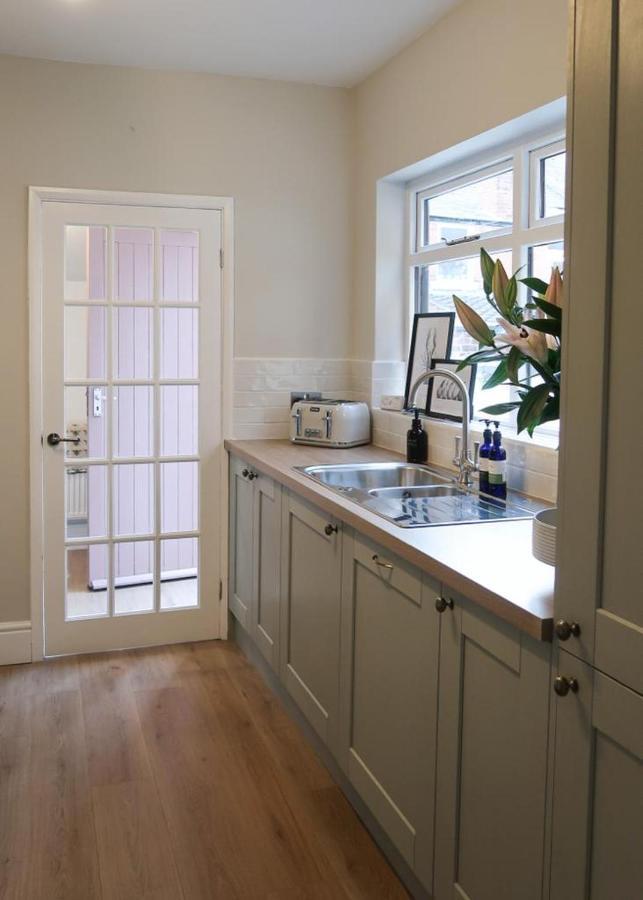 Luxury Living Outside The City Walls - Sleeps Six! Chester Ngoại thất bức ảnh